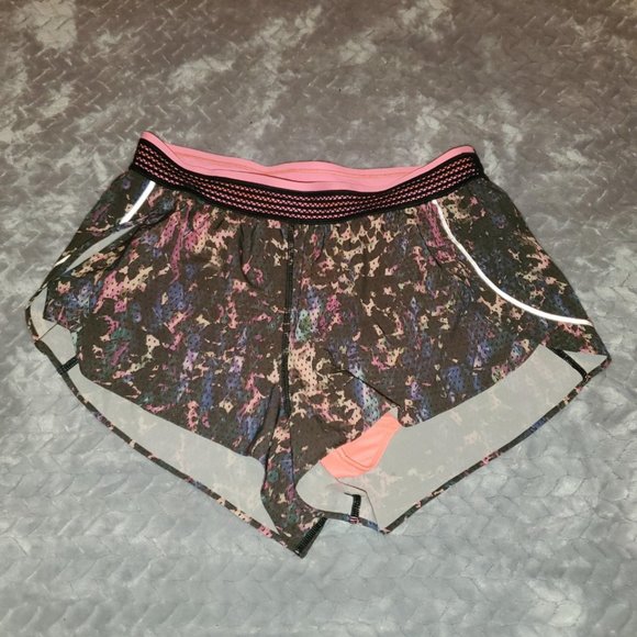 lululemon athletica Pants - ❤3/$60❤ Lululemon athletica running shorts!